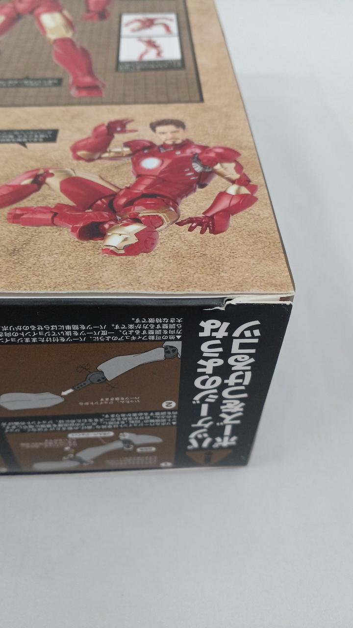 外装箱破れあり