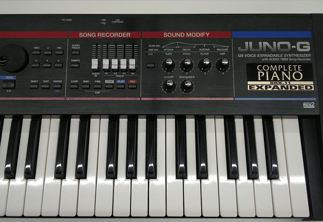 Roland ローランド シンセサイザー JUNO-G 【訳あり品】 JUNO-DS後継機種] Roland JUNO-D8 88鍵盤 シンセサイザー