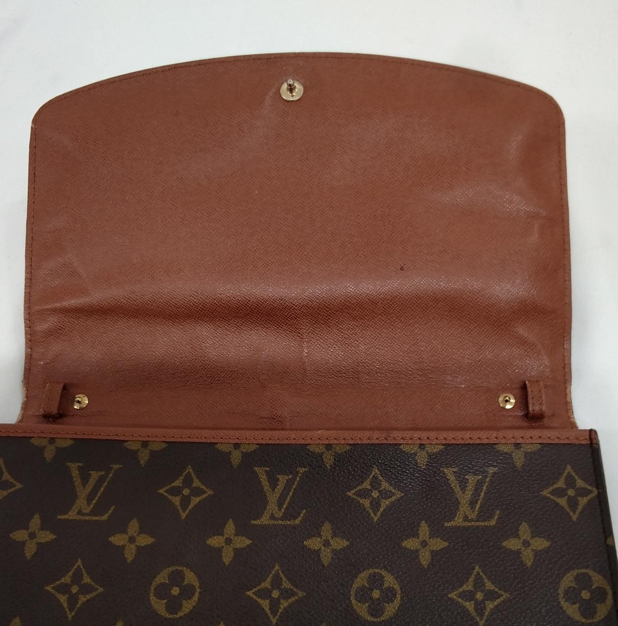 ショルダーヒモなし