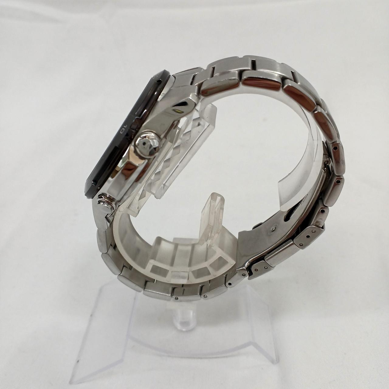 台は撮影用につき付属しません