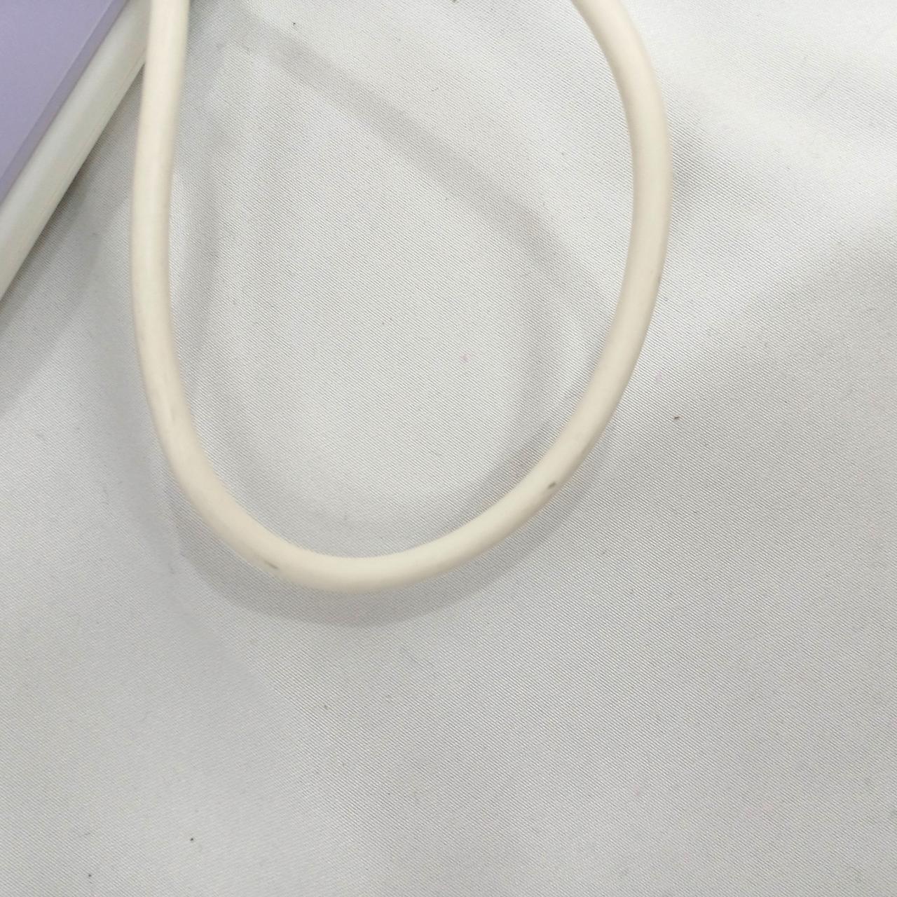 マウスコードに汚れあり