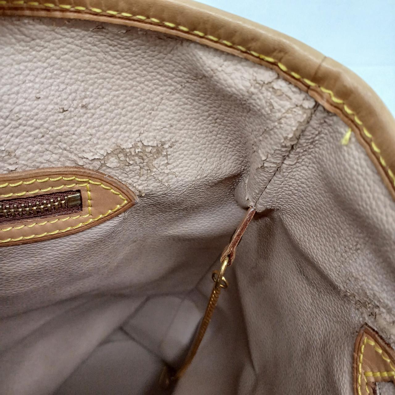 内側全体的に劣化あり