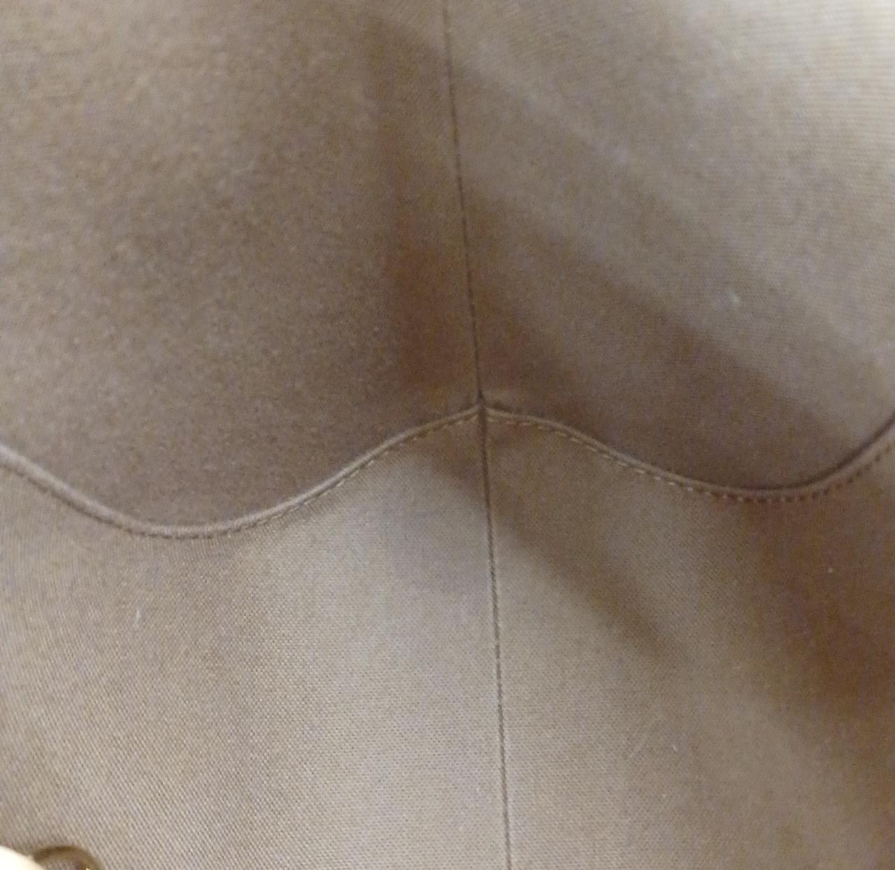 底に丸いシミあります