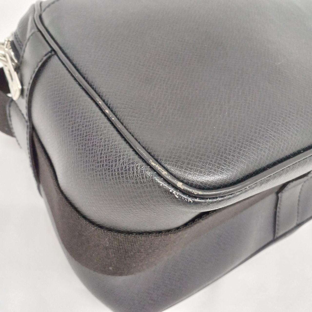 ４角にキズあり