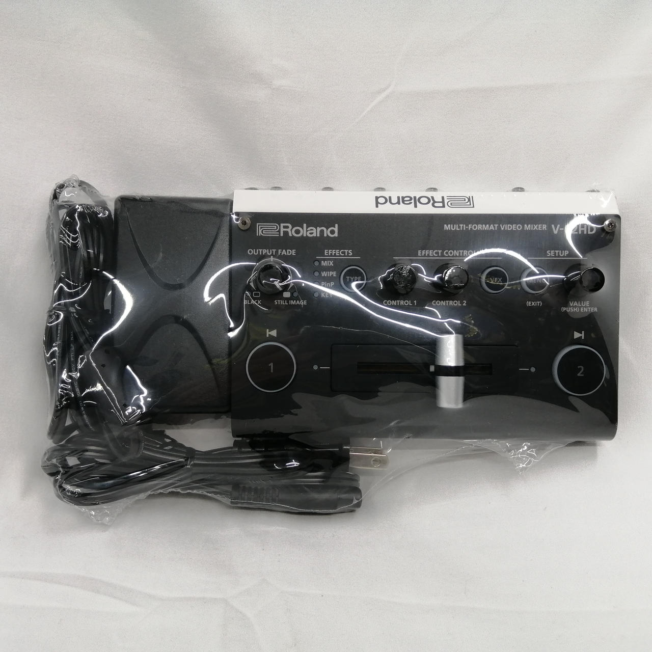707 Roland XS-82H ビデオミキサー Roland Pro A/V - XS-82H | マルチフォーマット・マトリックス