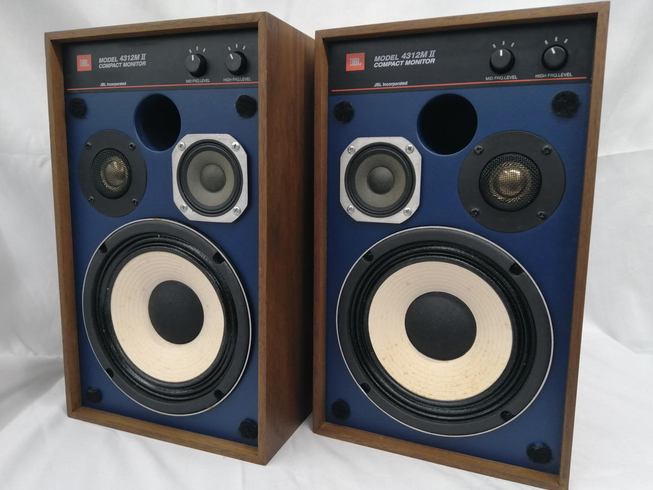 JBL 8110 10cmフルレンジ使用自作スピーカー (ジェイ ビー  エル) JBL-10cmフルレンジスケールモデルスピーカーシステム