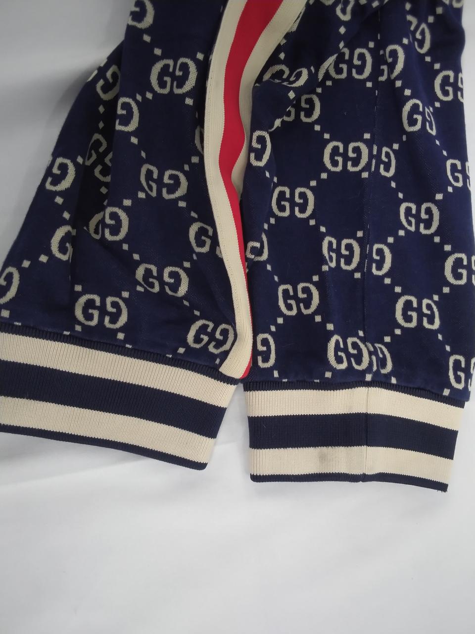 ボトム裾ラインシミあり