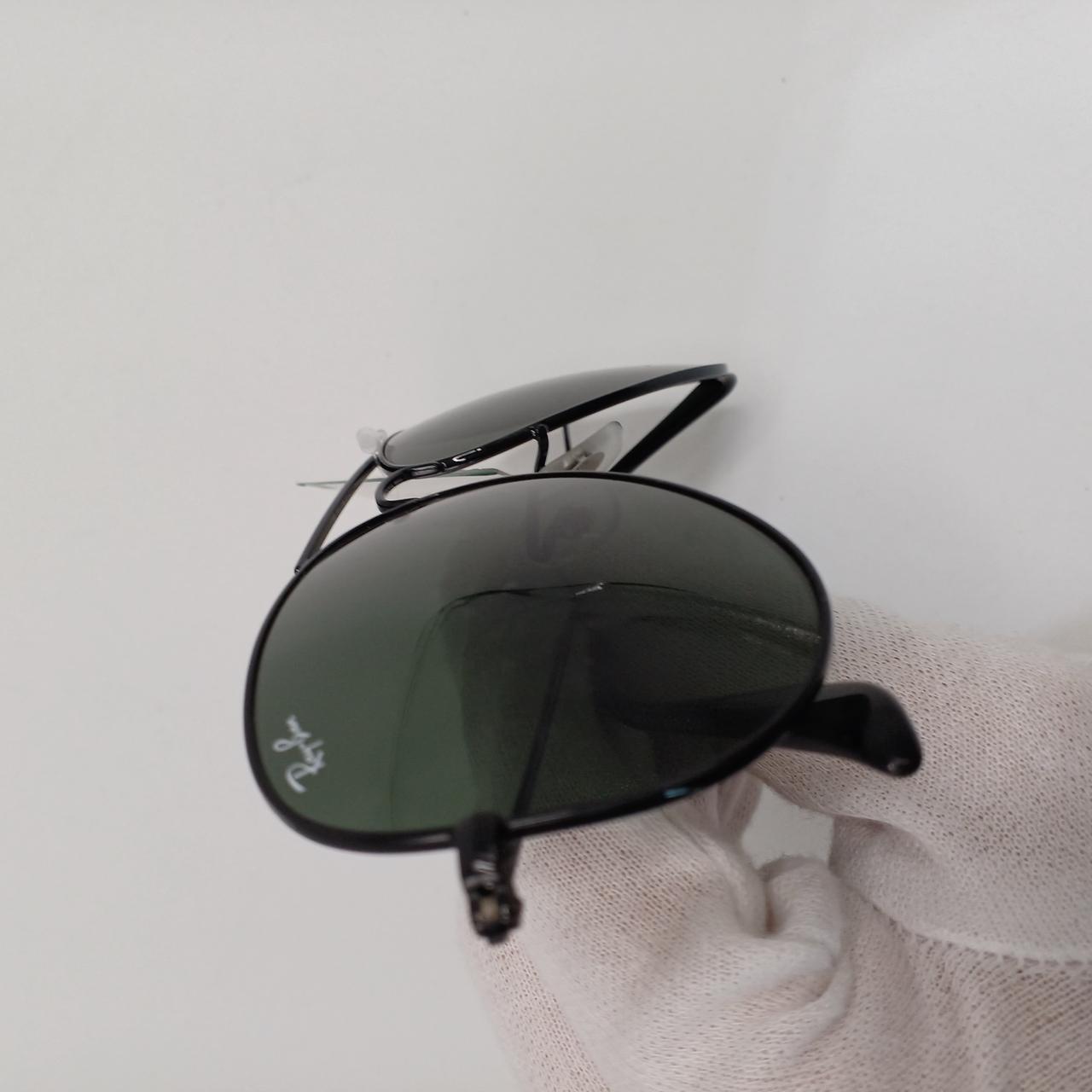 細かな傷がありますが、