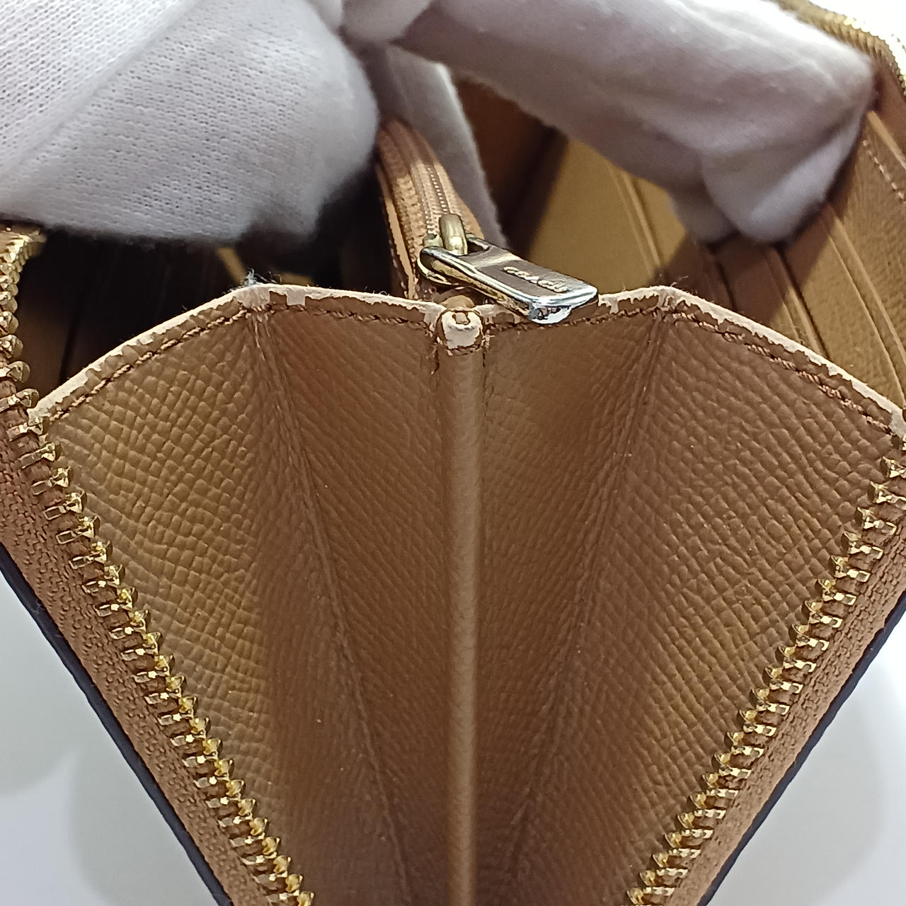 剥がれがあります。