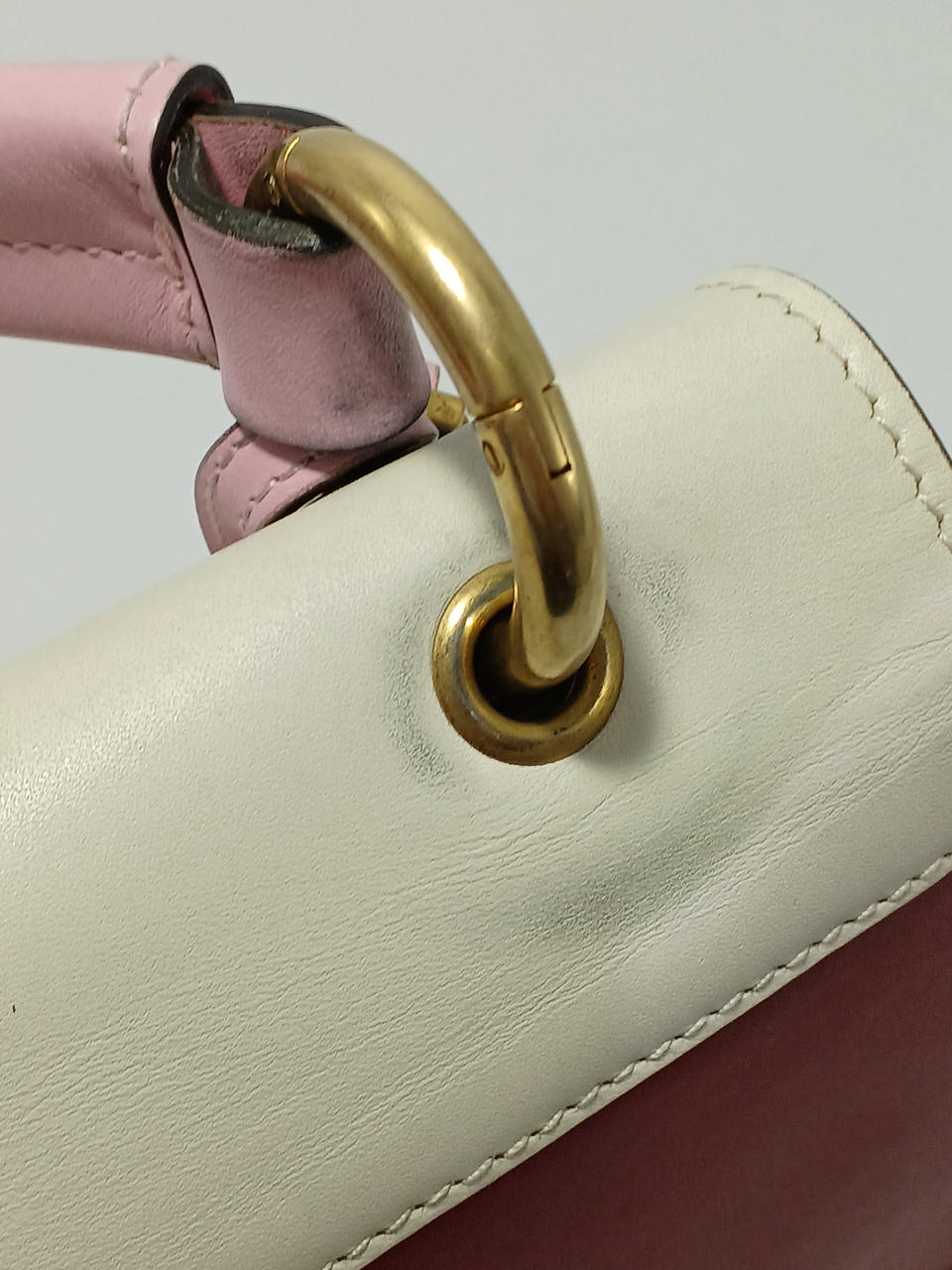 黒い跡あります