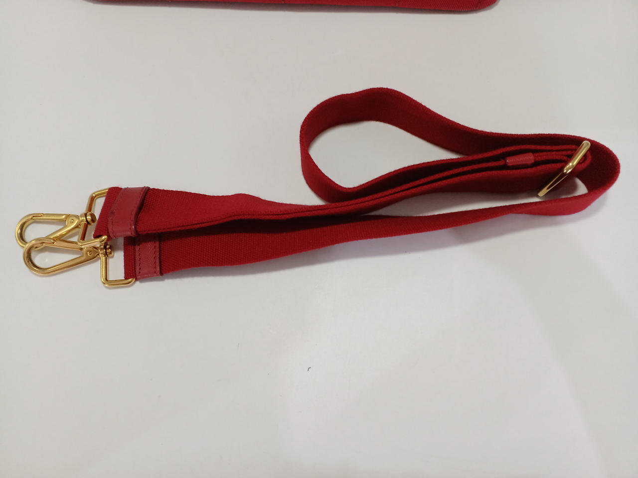 ショルダー紐付属