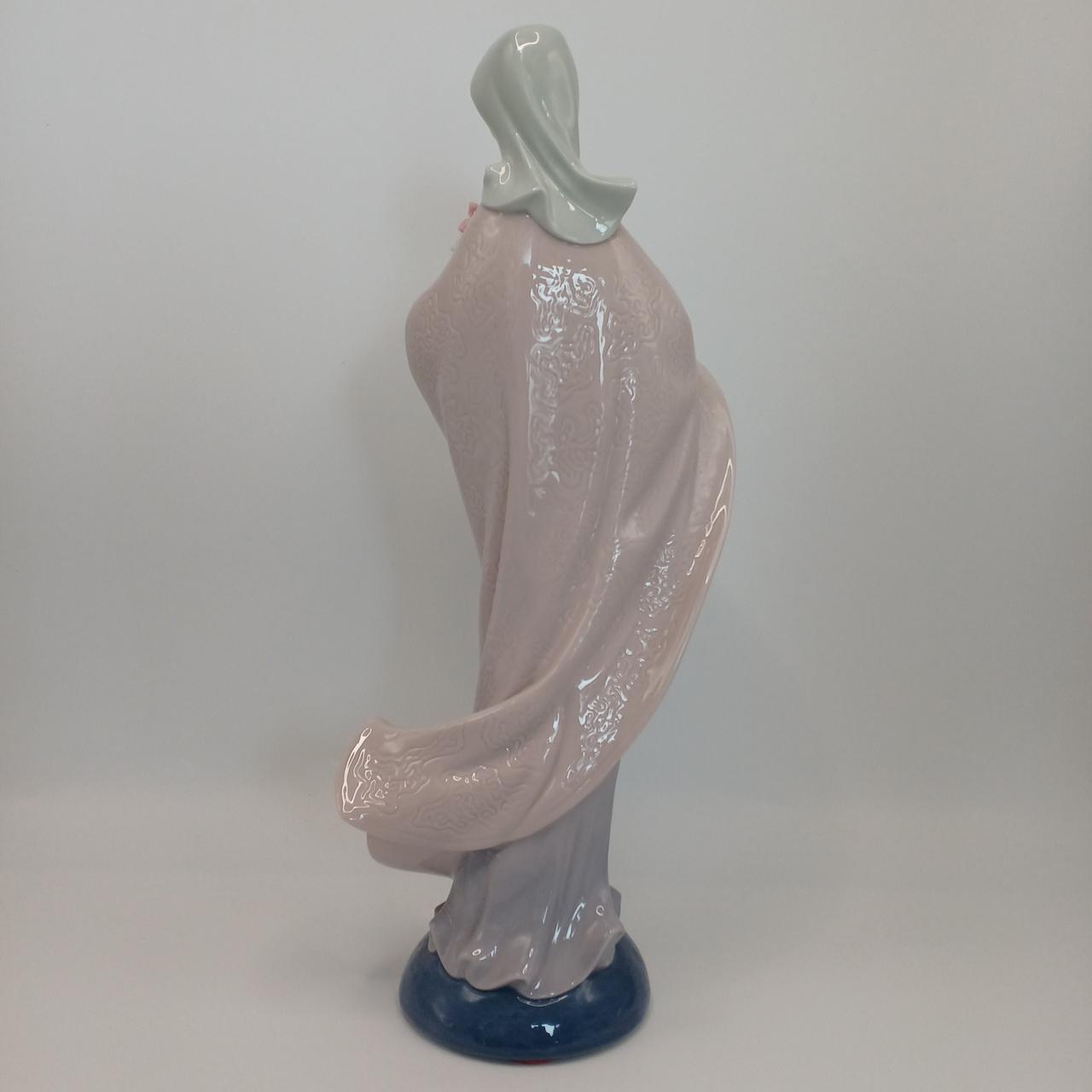 ♪タカさん専用♪ リアドロ LLADRO 大型☆花を持つマリア 5171 ♪タカさん専用♪ リアドロ LLADRO 大型☆花を持つマリア 5171