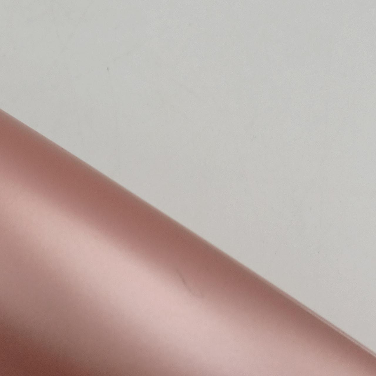 少し汚れがあります。