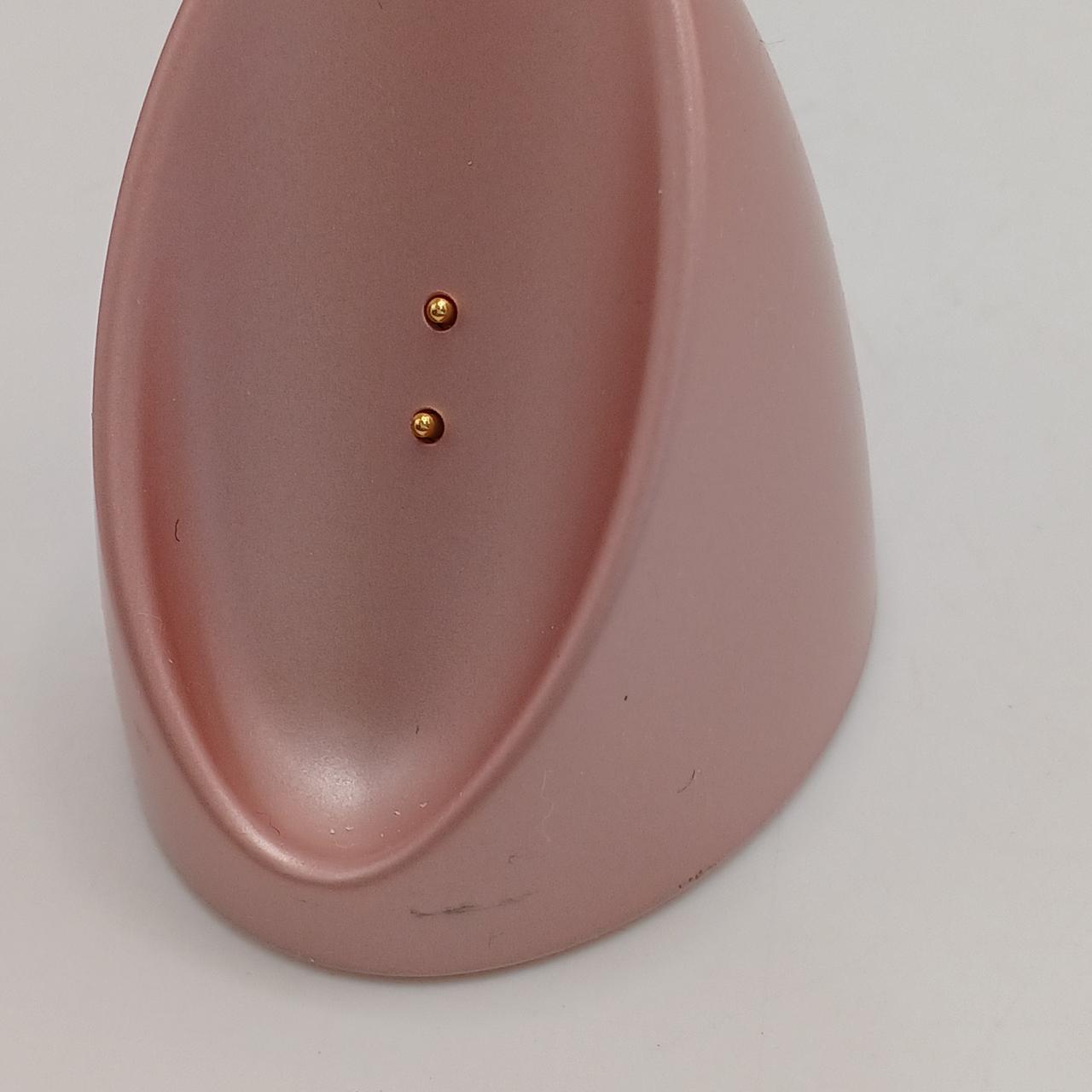 少し汚れがあります。