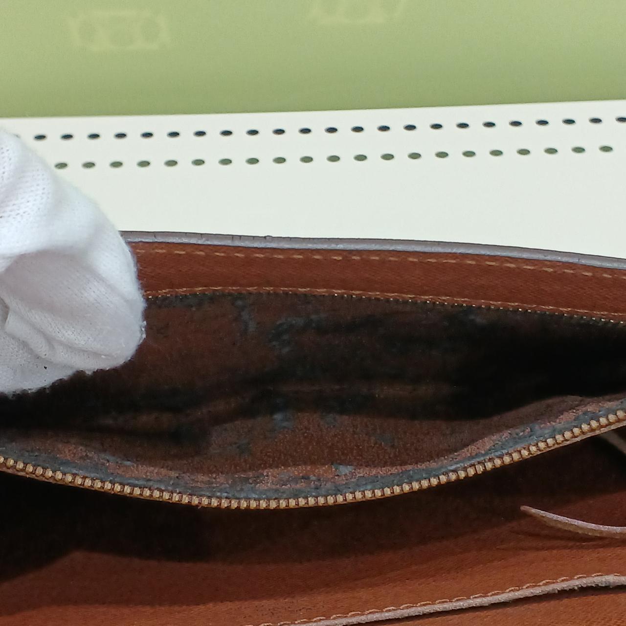 汚れ、剥げあり