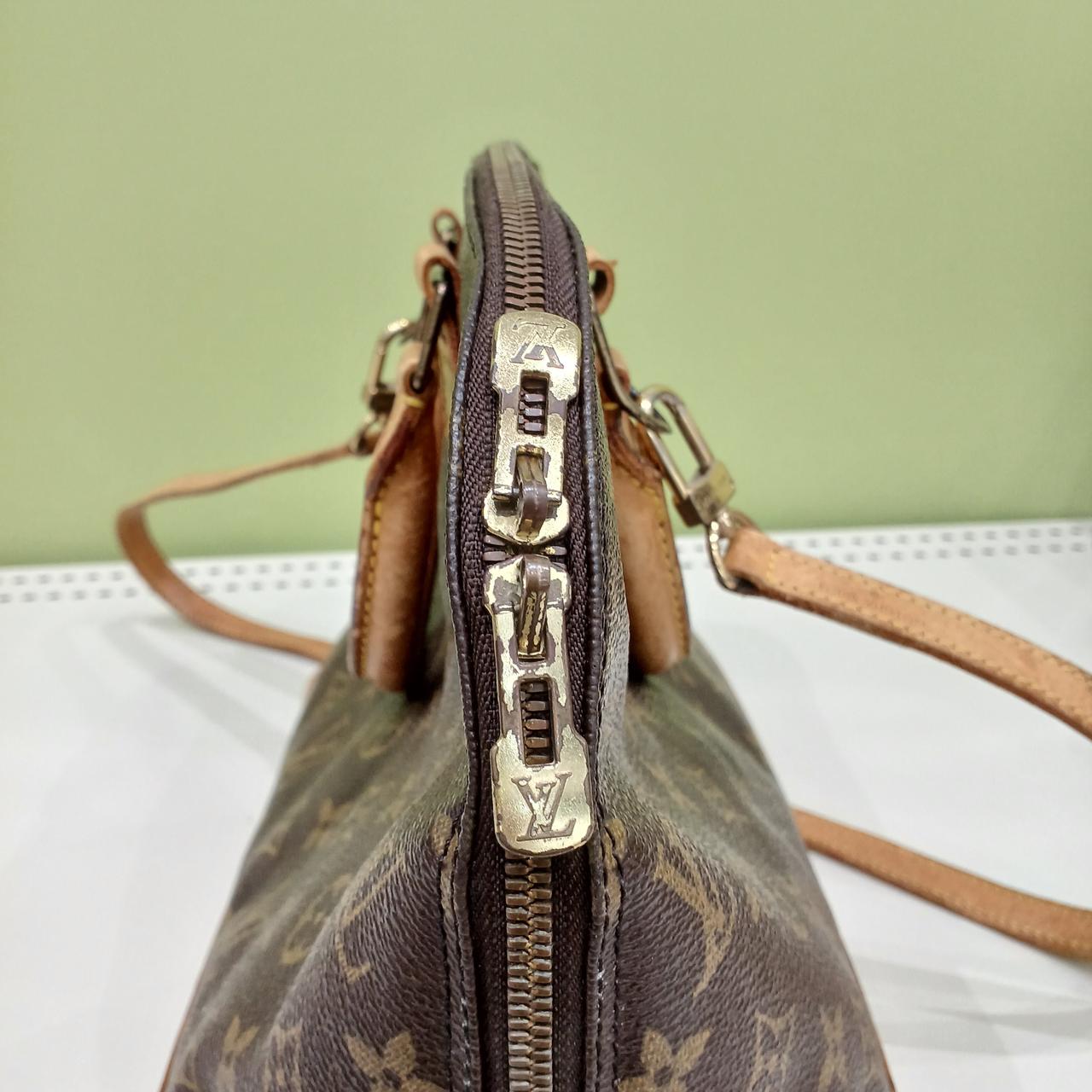 塗装が剥げています