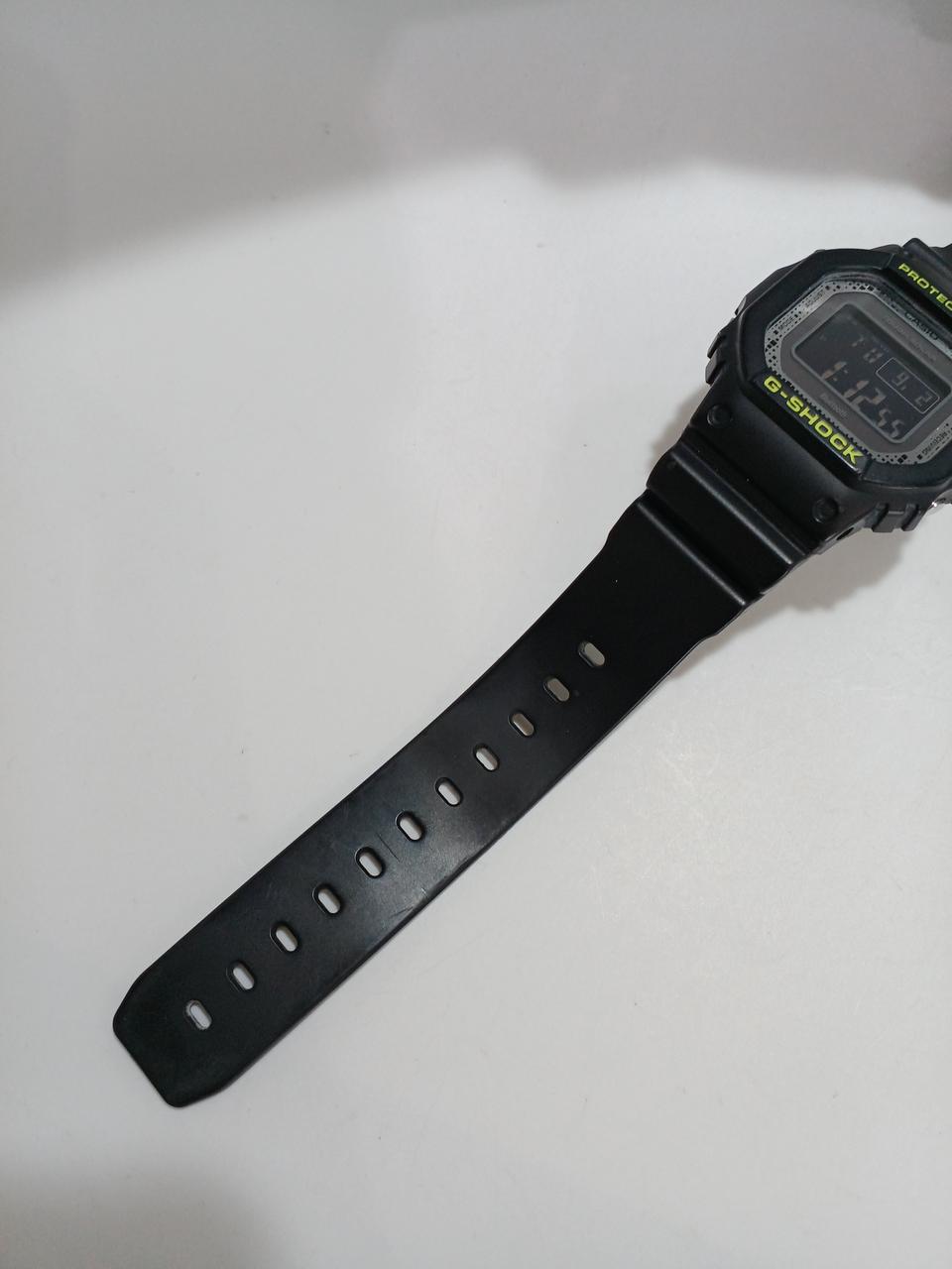 使用に伴う擦れ傷や汚れ等ございます。