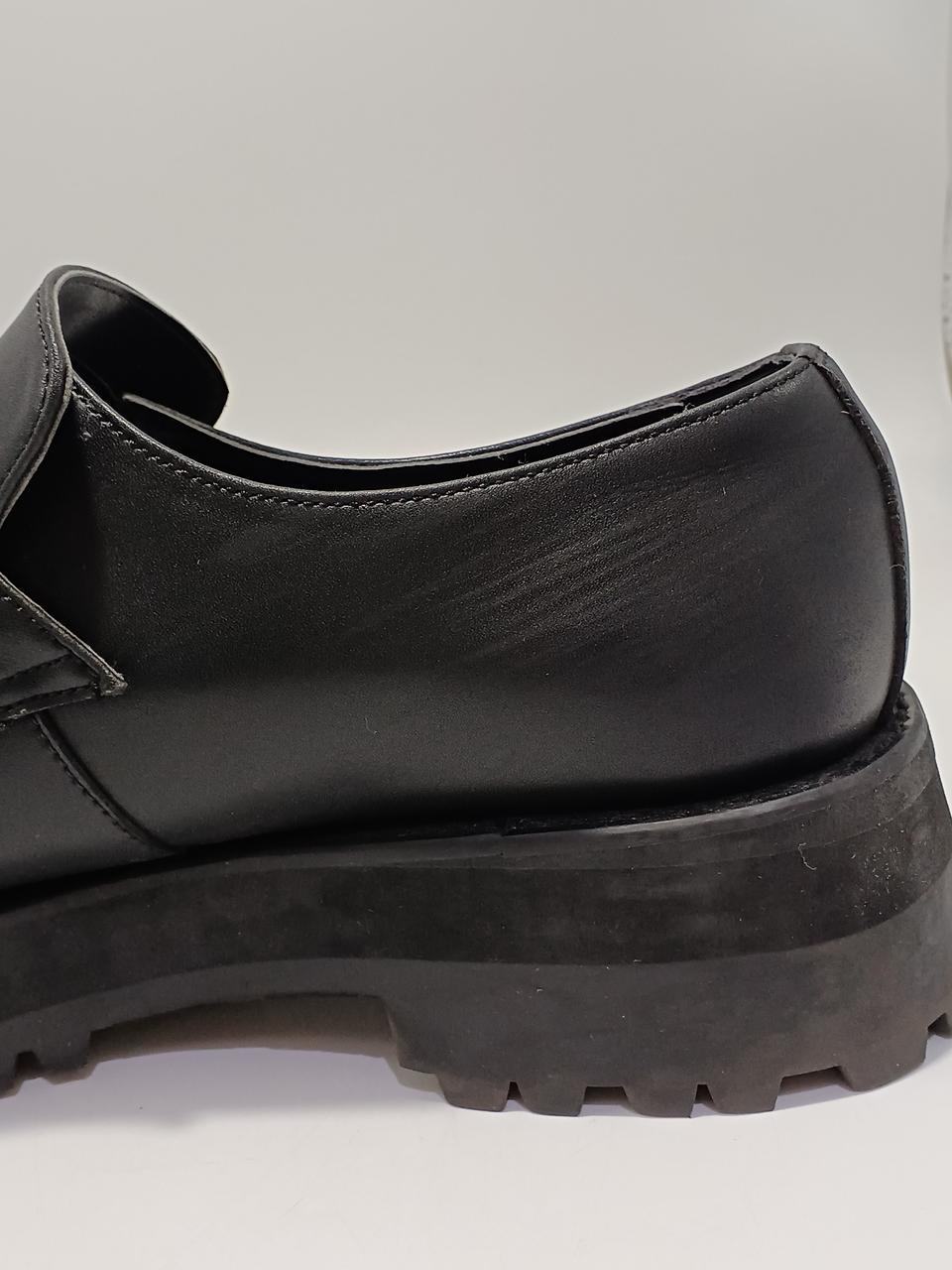 薄いキスが何箇所かあります