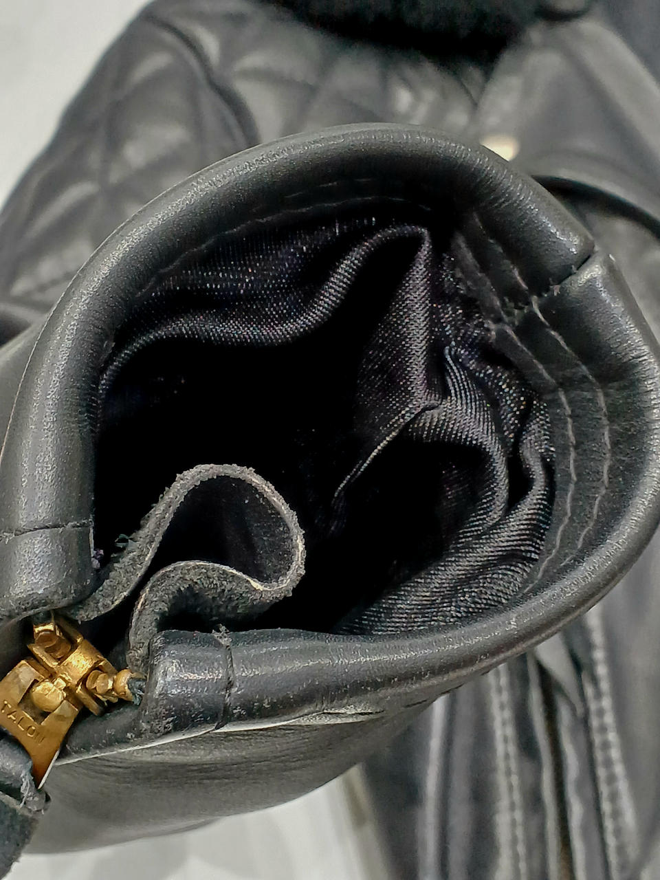 袖の内側キレイです。