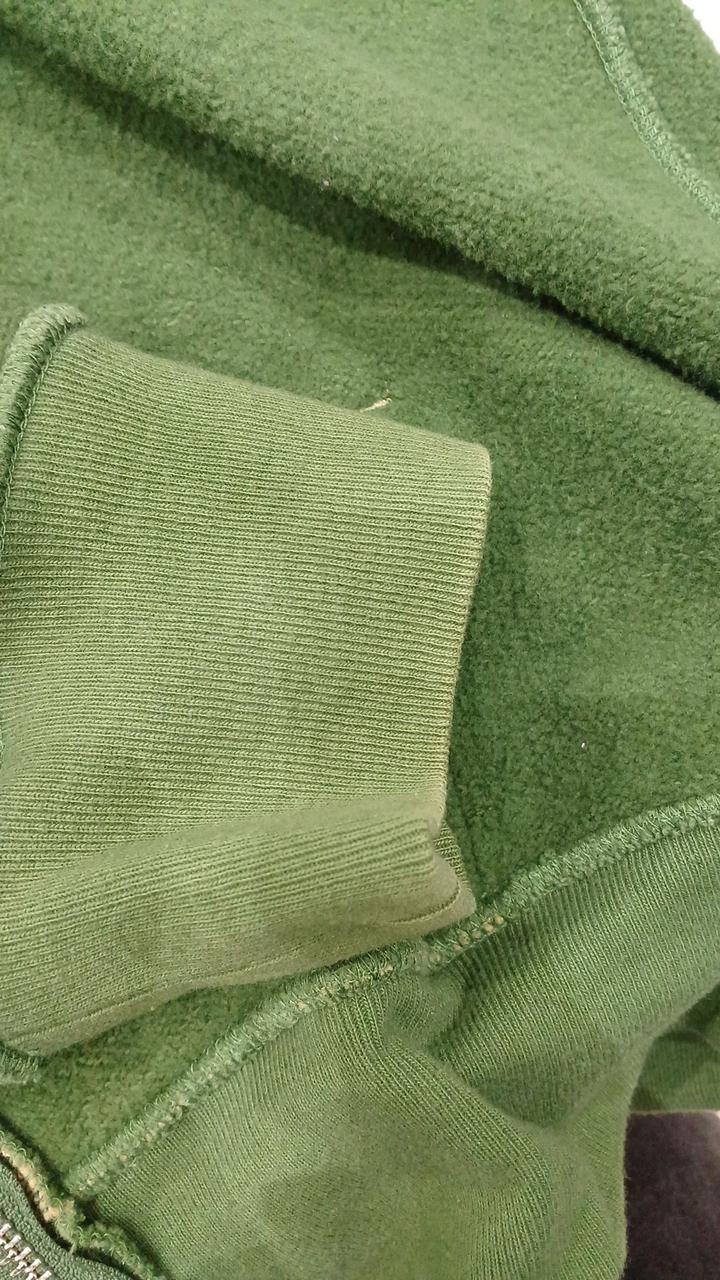 色褪せがあります。