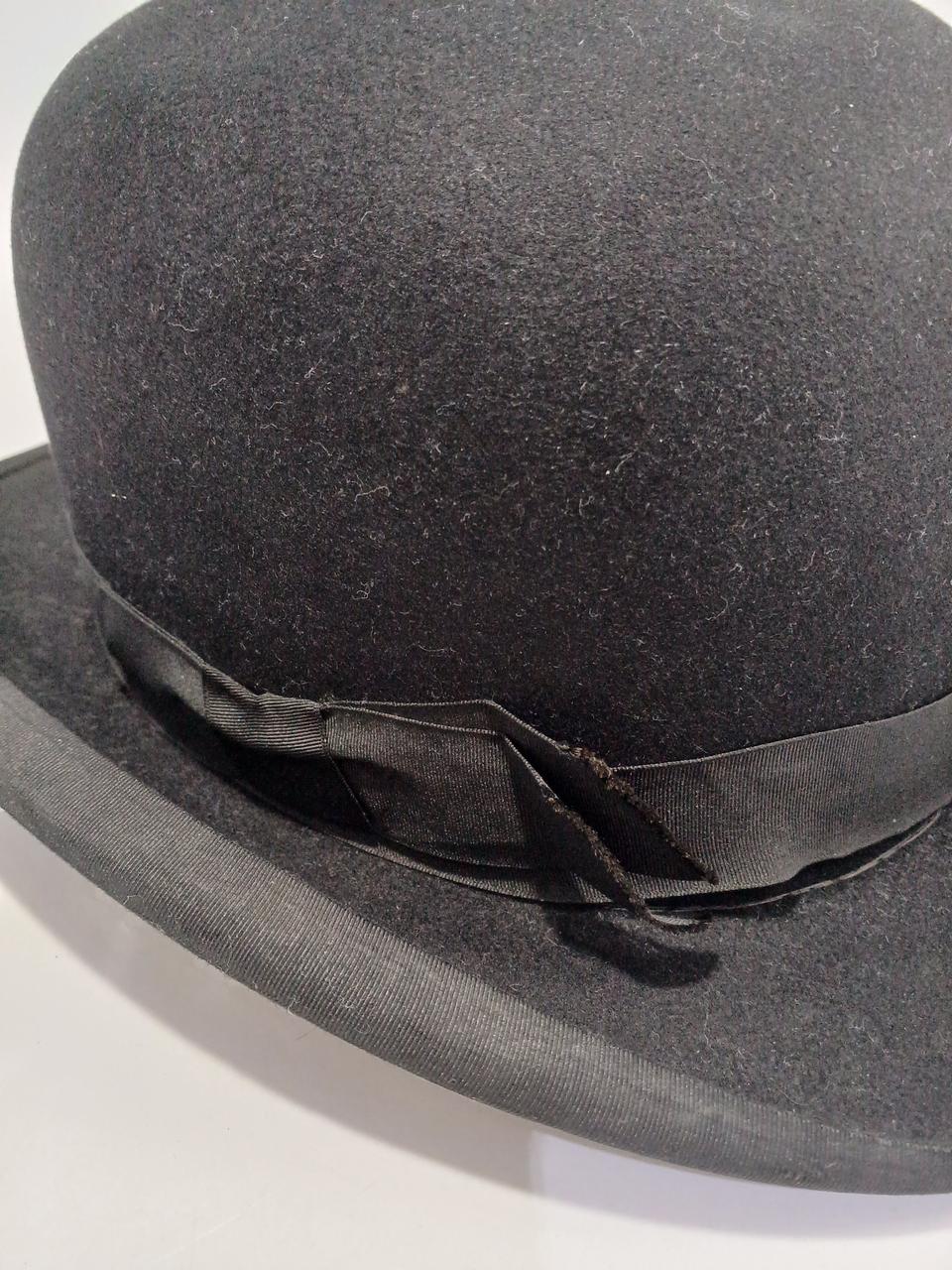 先が曲がっています