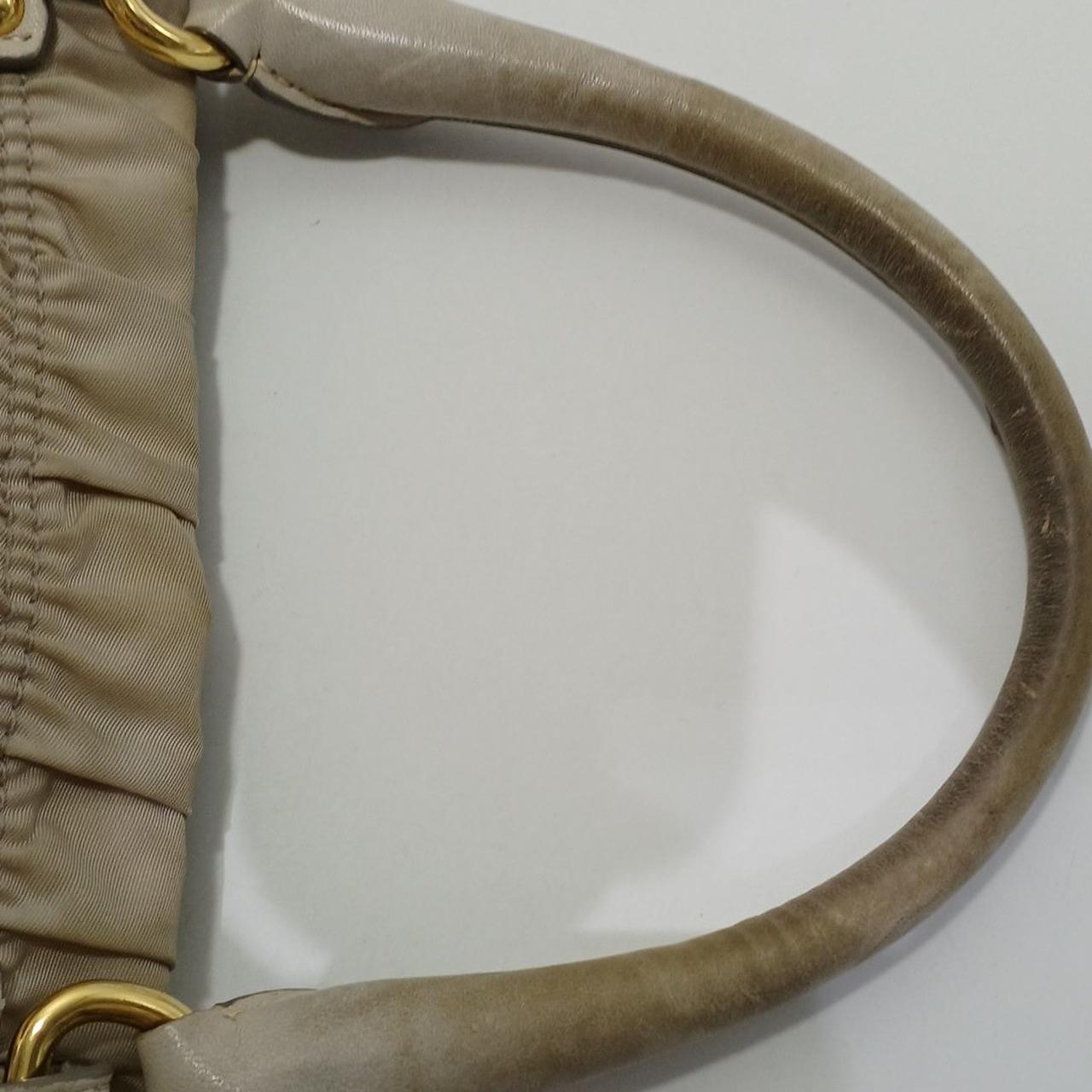 持ち手が黒く変色しております