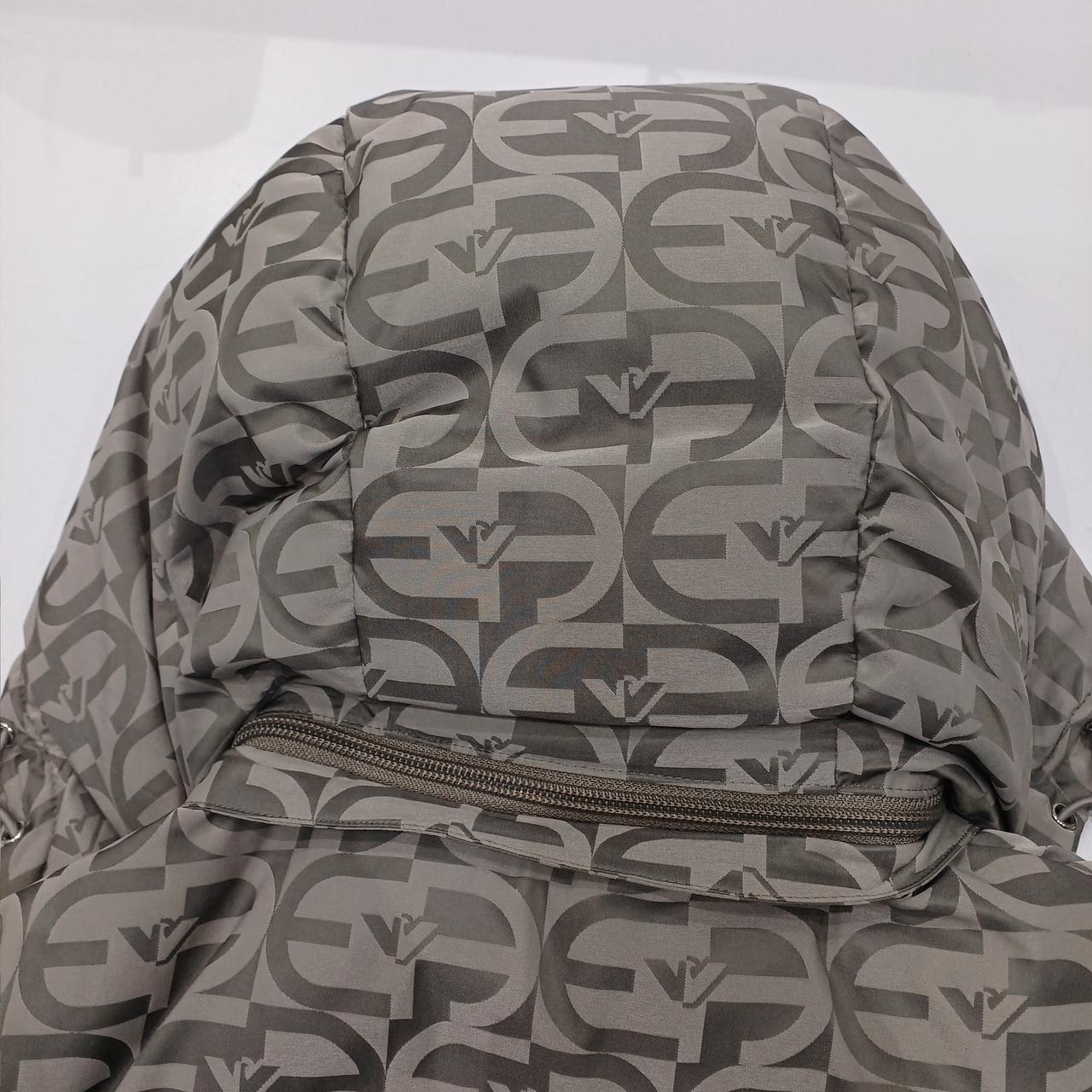 フード取り外し可能