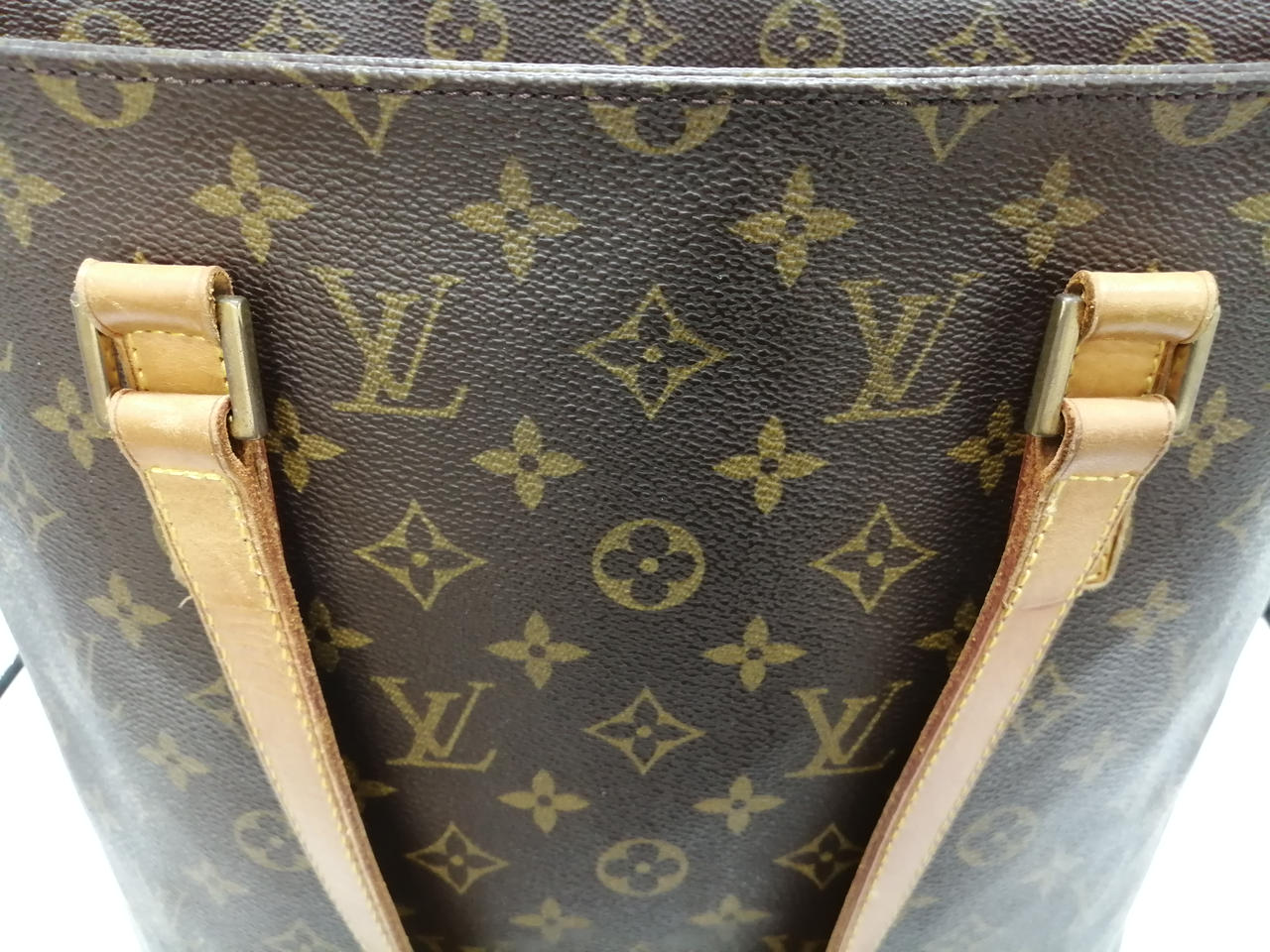 金具部分傷や剥がれあり