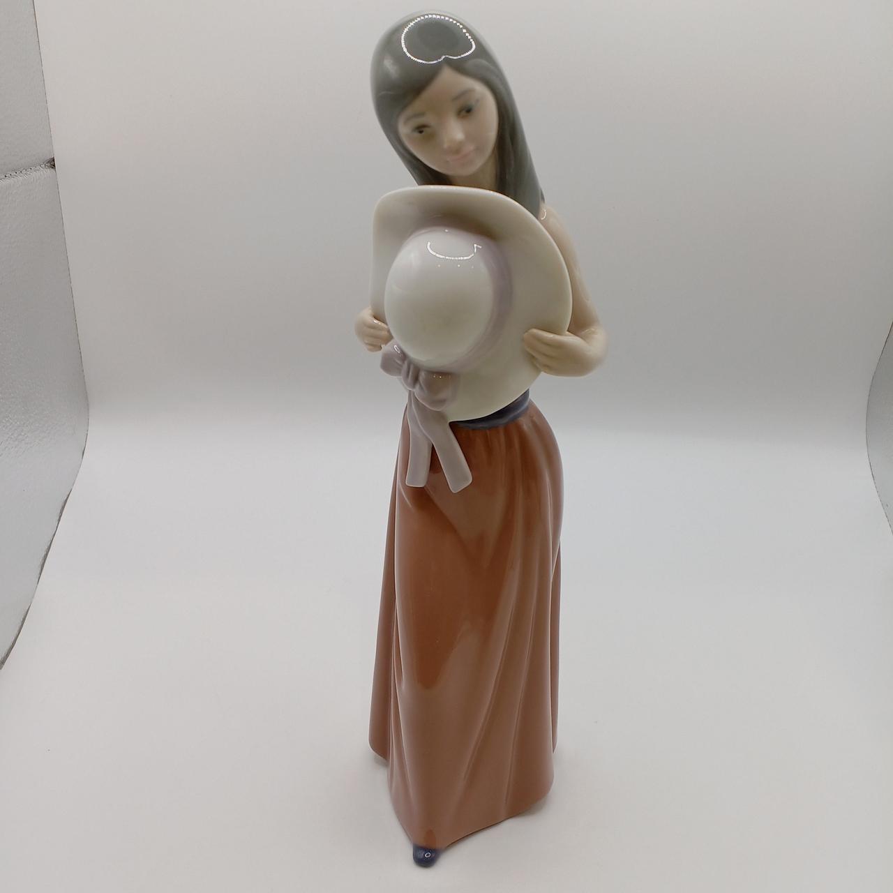 【箱付美品】スペイン リヤドロ #5007 Bashful Girl 内気な少女 LLADRO|内気な女の子|【ハードオフ公式通販】オフモール|1030980000003061