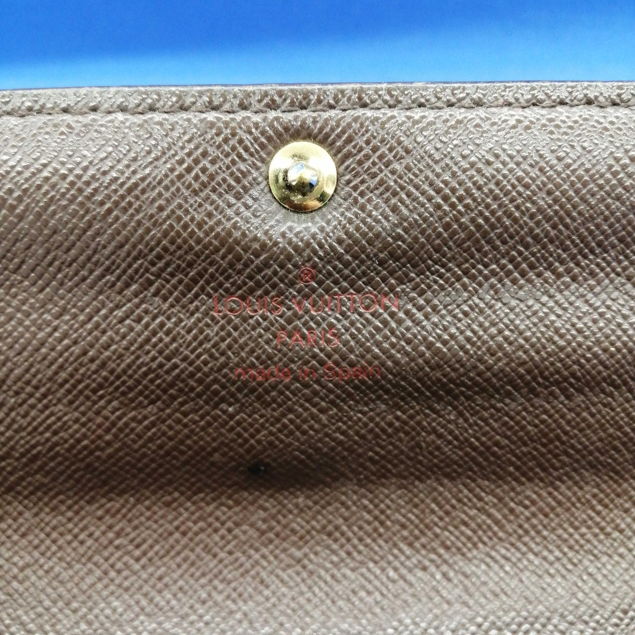 LOUIS VUITTON
