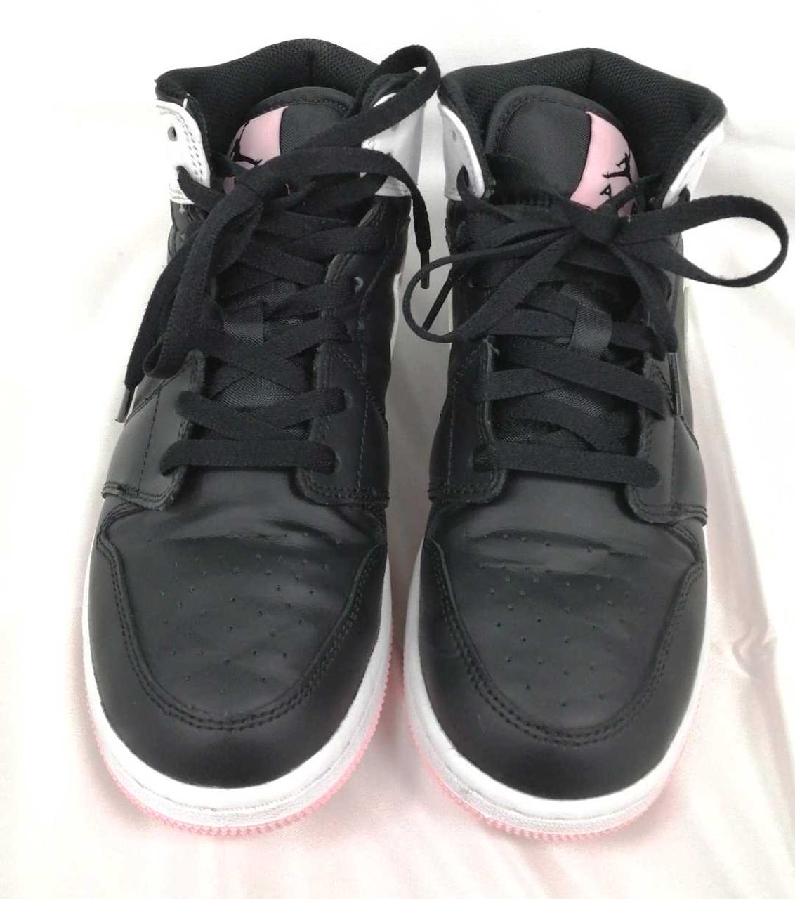 ソール部分汚れあります
シワあります