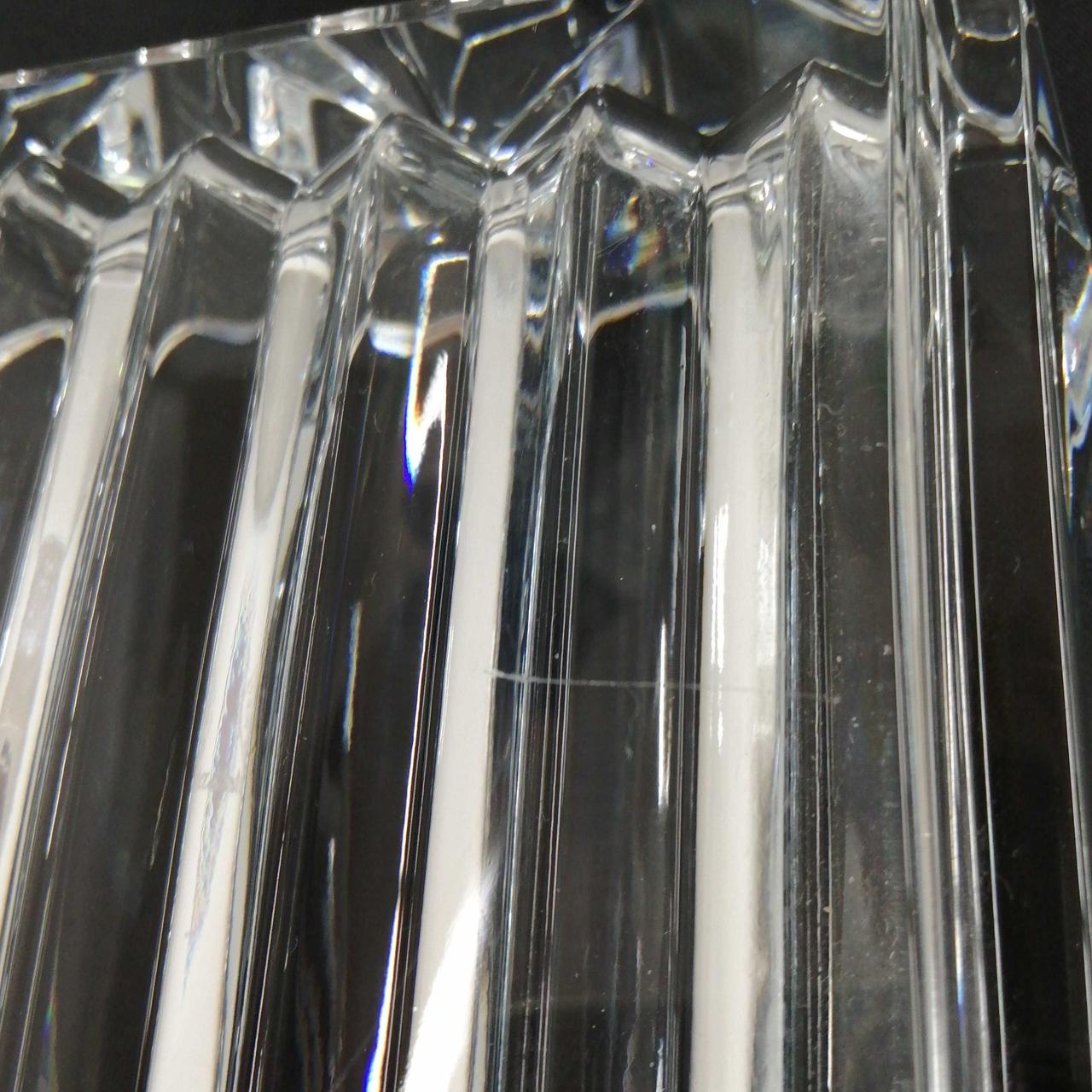 裏側に傷あります