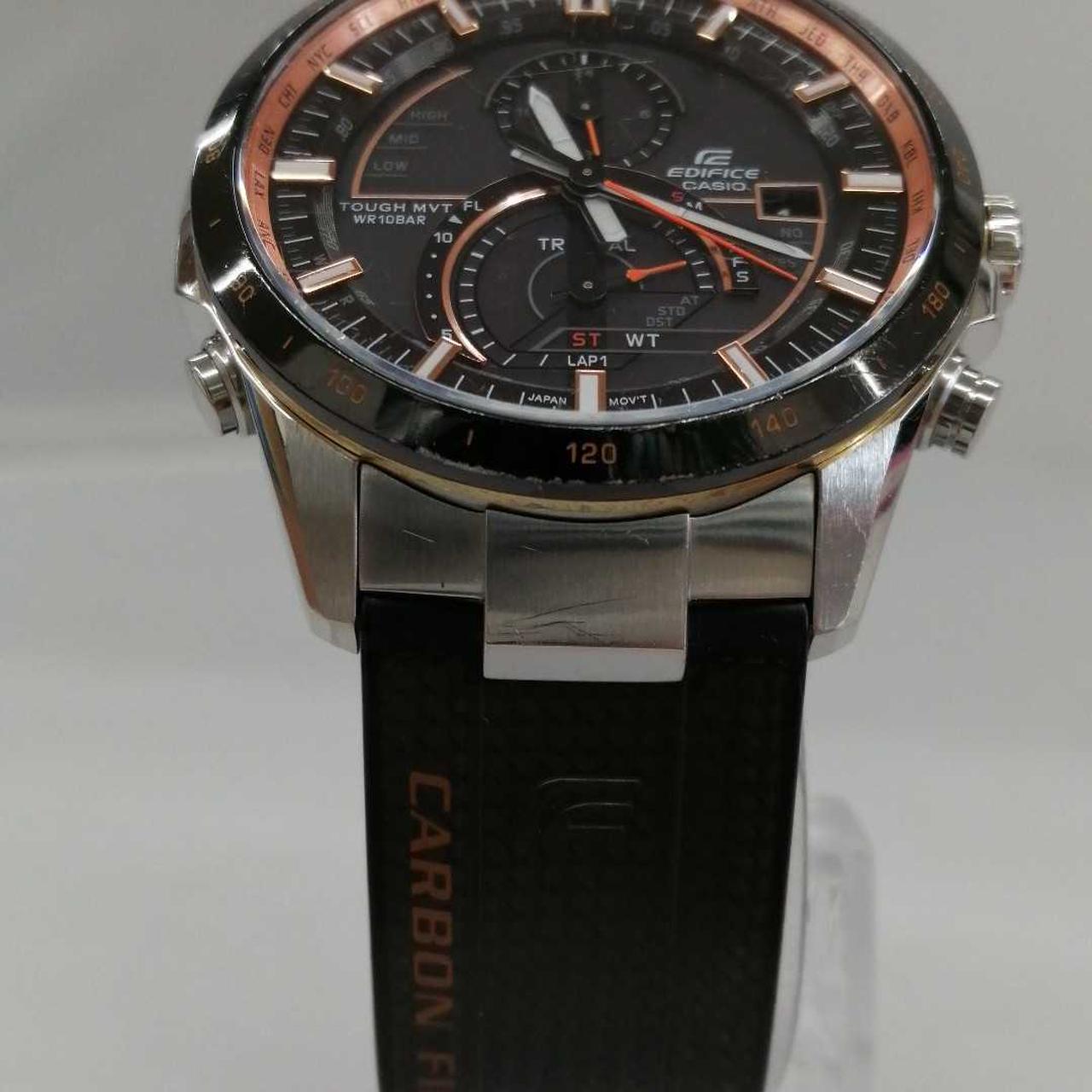 キズがあります。