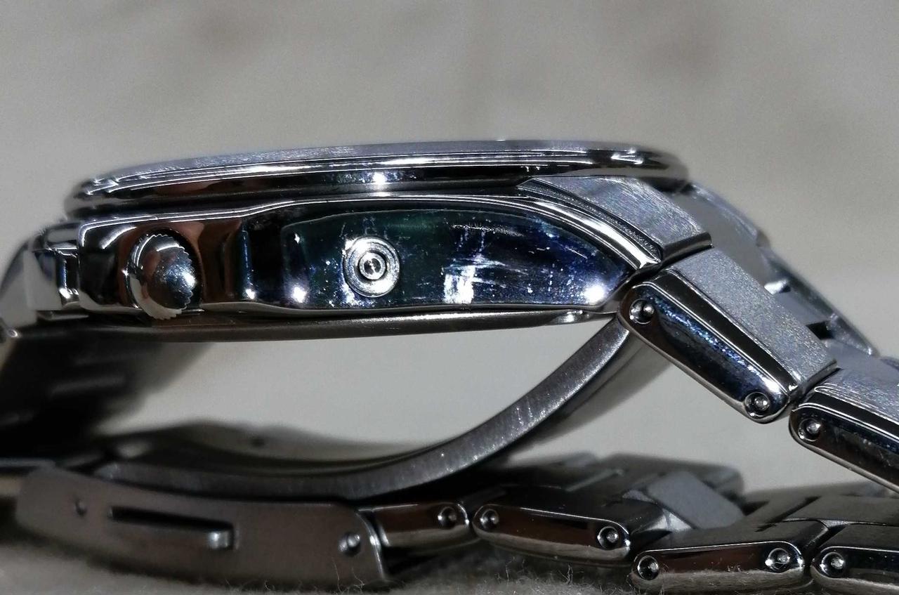 傷があります。