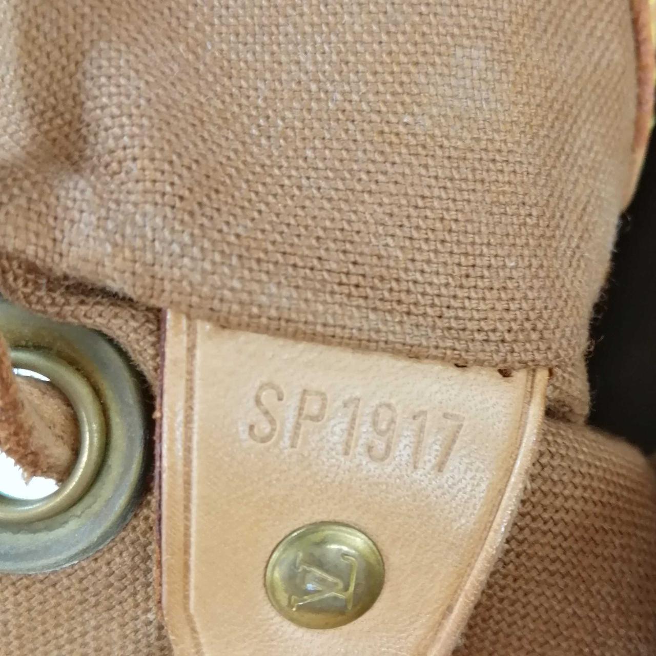 シリアルナンバー