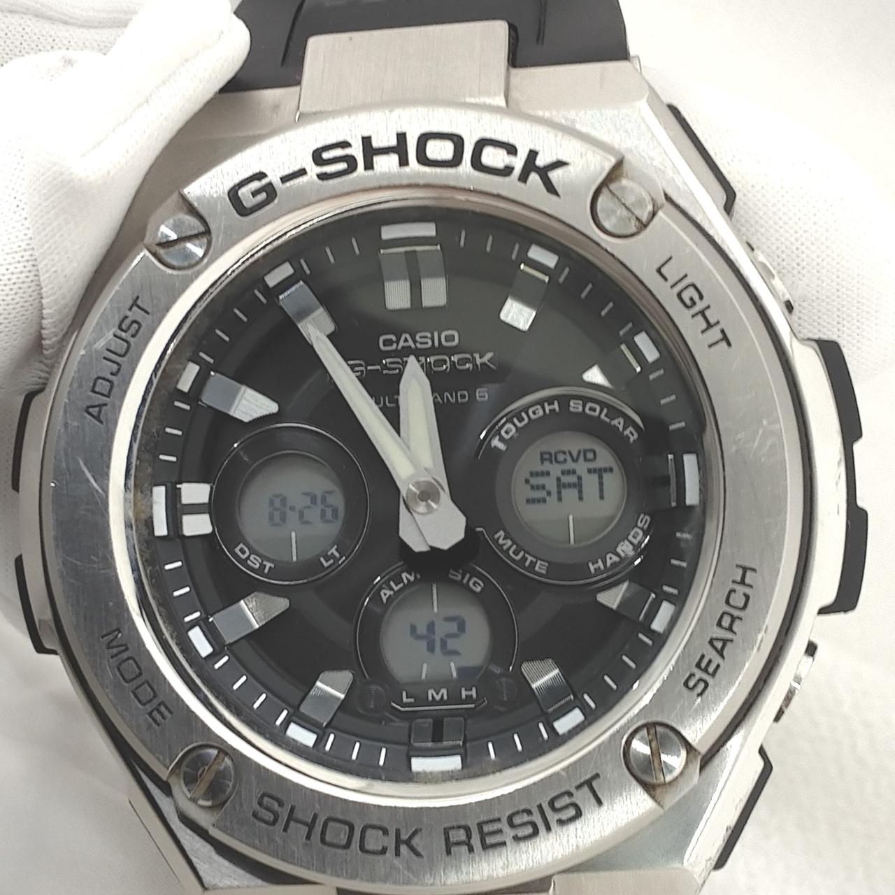 ベゼル全体に細かいキズ有り