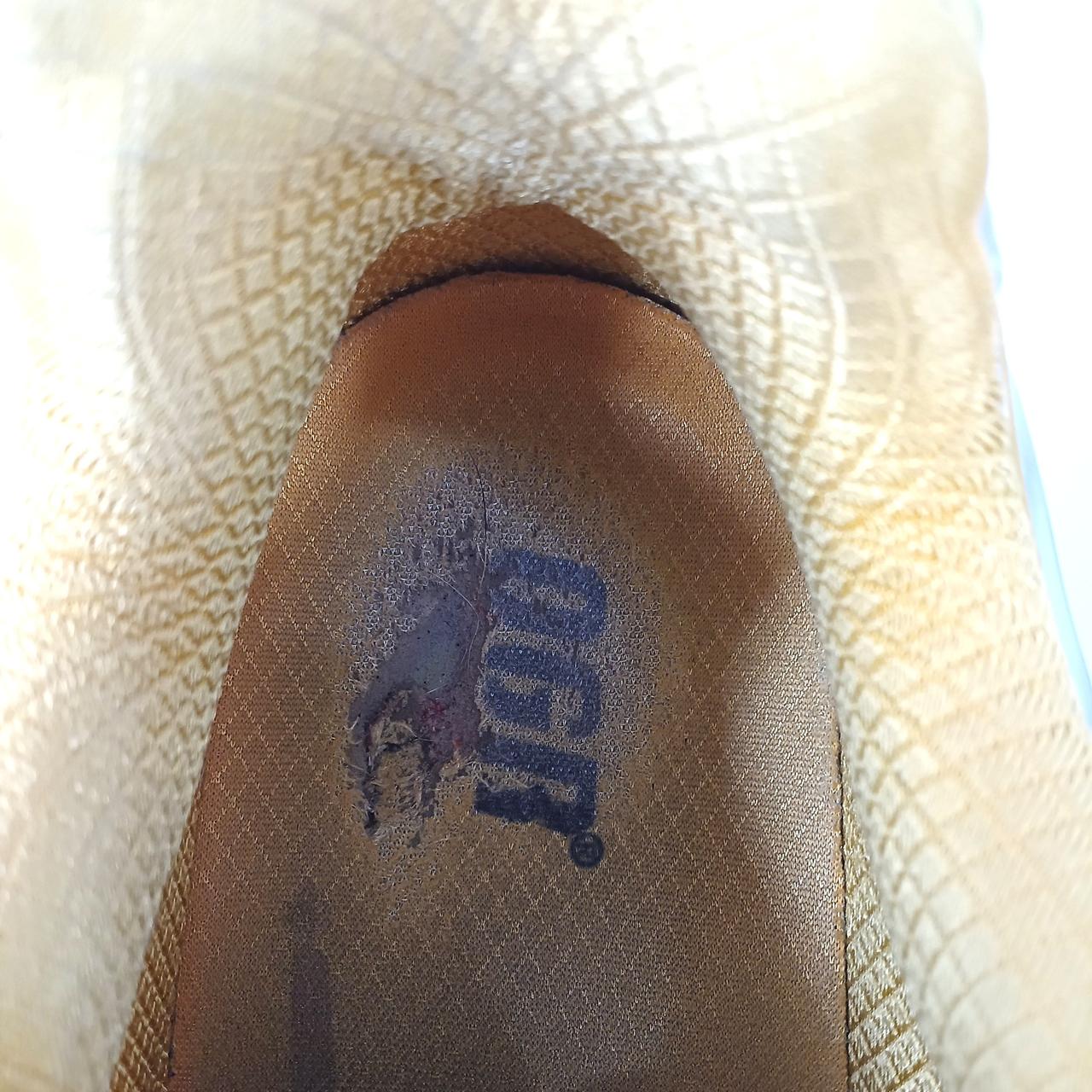 中敷き劣化部分