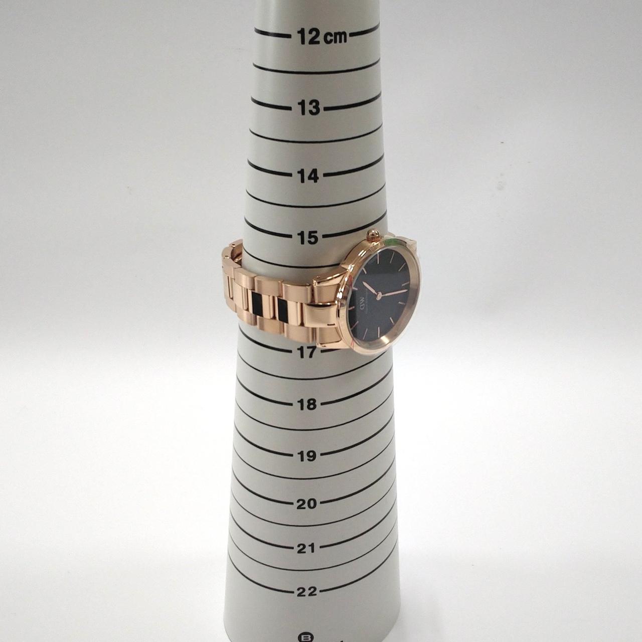 腕周り約16センチ