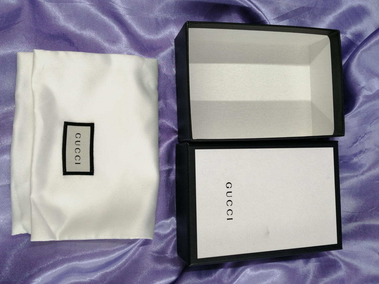 箱汚れあります。