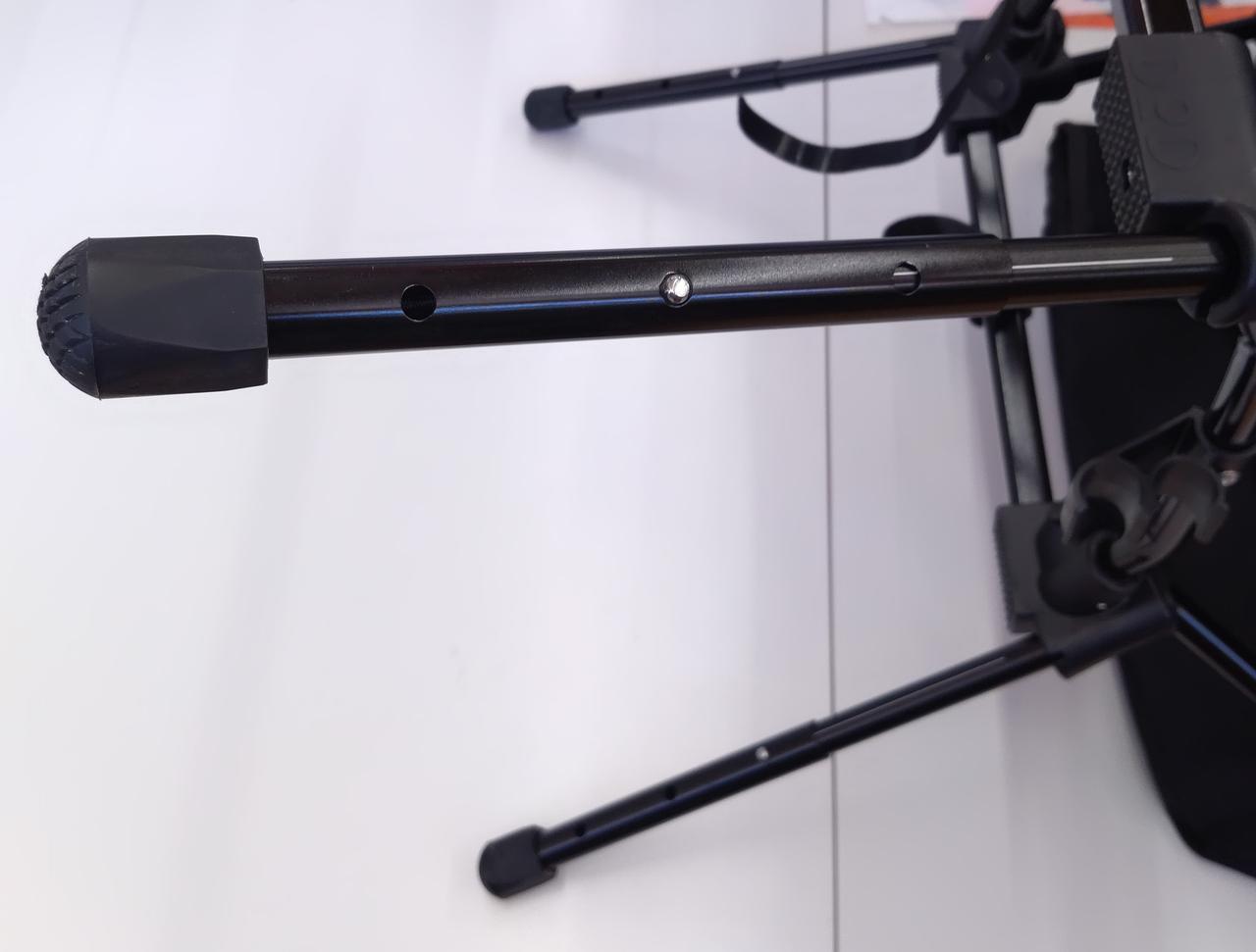 全脚高さ3段階調節可能