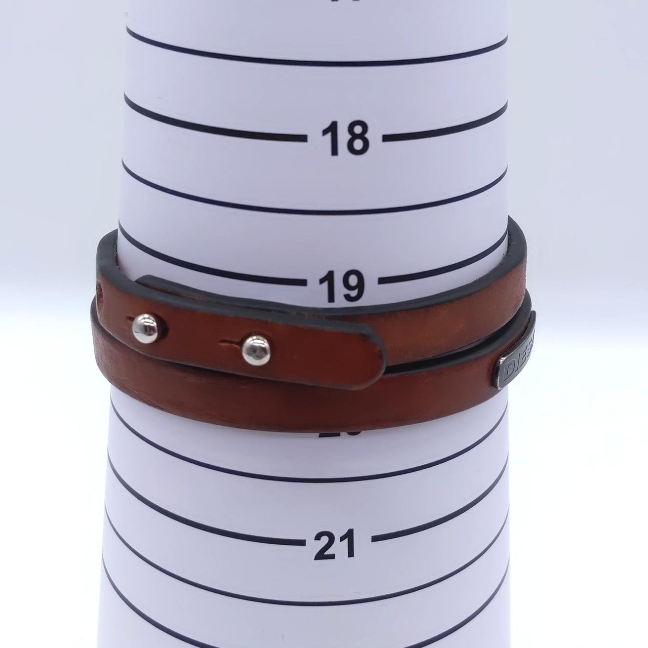 手首周り最大 約20cm
