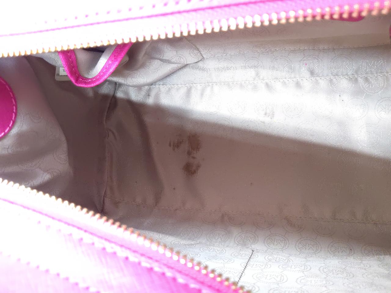 底にシミ有ります