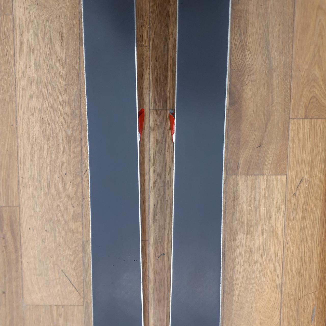 寶物雪R-688 OGASAKA スキー板 177cm 表面傷割れめ多め お得に 寶物雪R-688 OGASAKA スキー板 177cm 表面傷割れめ多め お得に