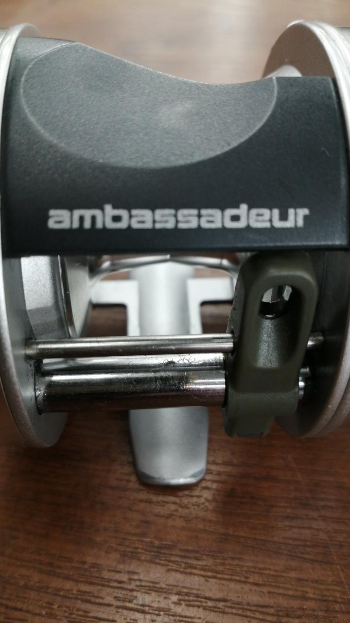 釣り　アブガルシア　AbuGarucia5500C両軸リール　シルバー Amazon.co.jp: Abu Garcia(アブ・ガルシア) リール Ambassadeur