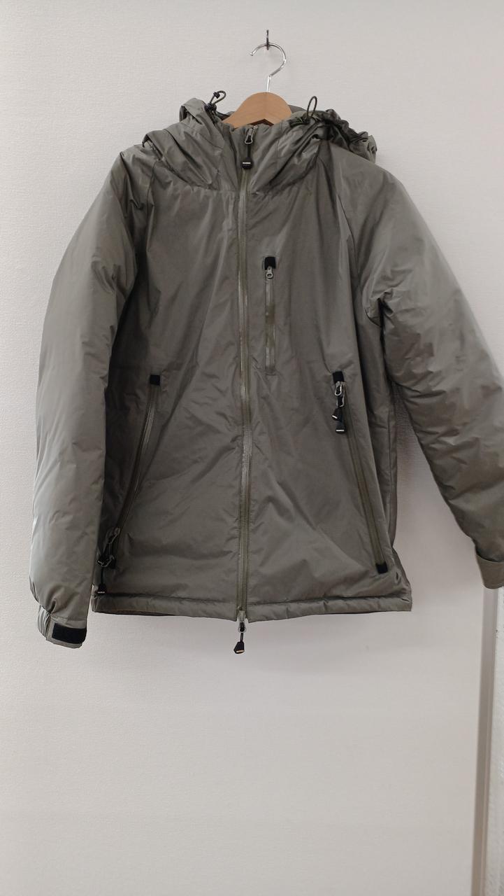 NANGA 型番：カーキ AURORA DOWN JKT