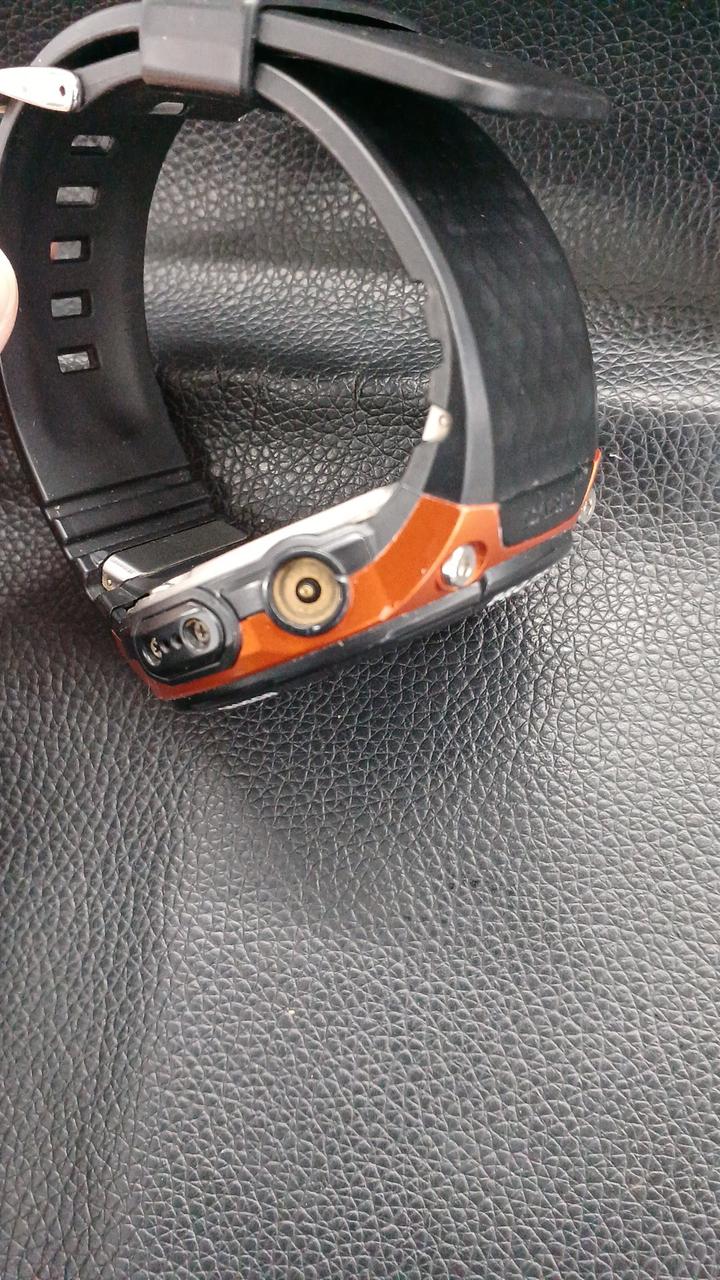 全体的に小キズあり