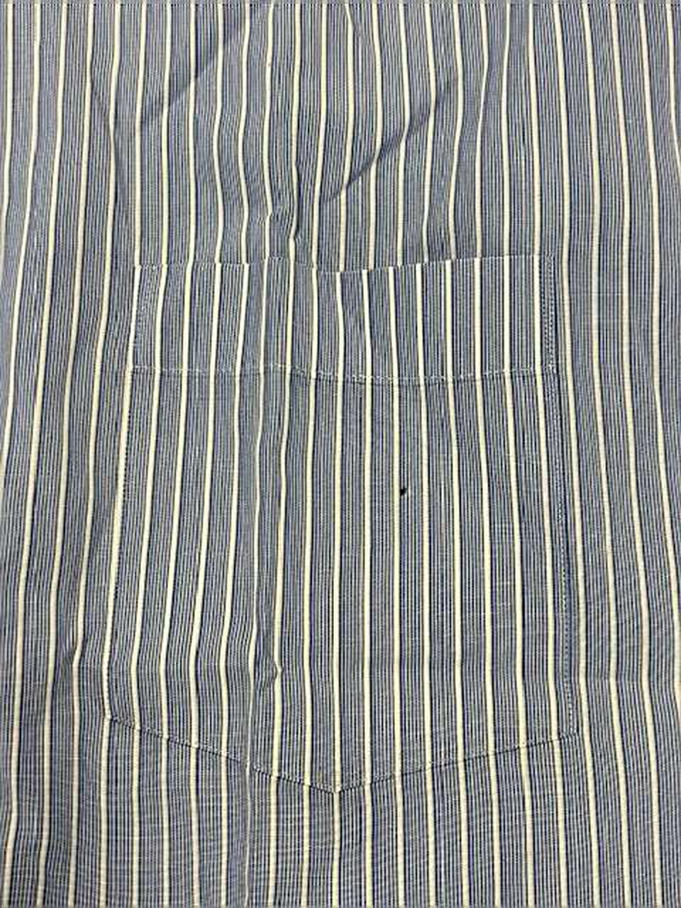 胸ポケット汚れあり