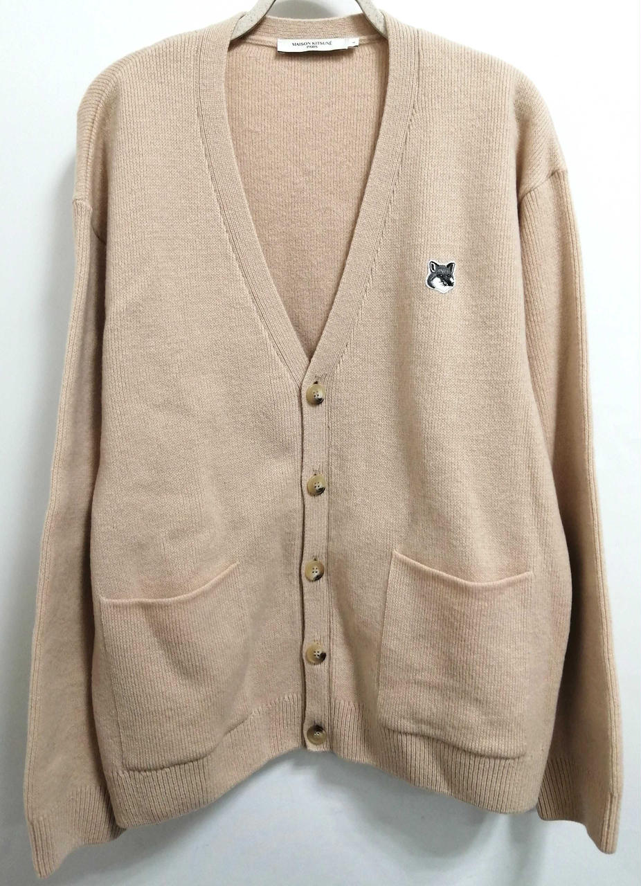 MAISON KITSUNE 型番：JM00518KT1006 胸ワッペンカーディガン