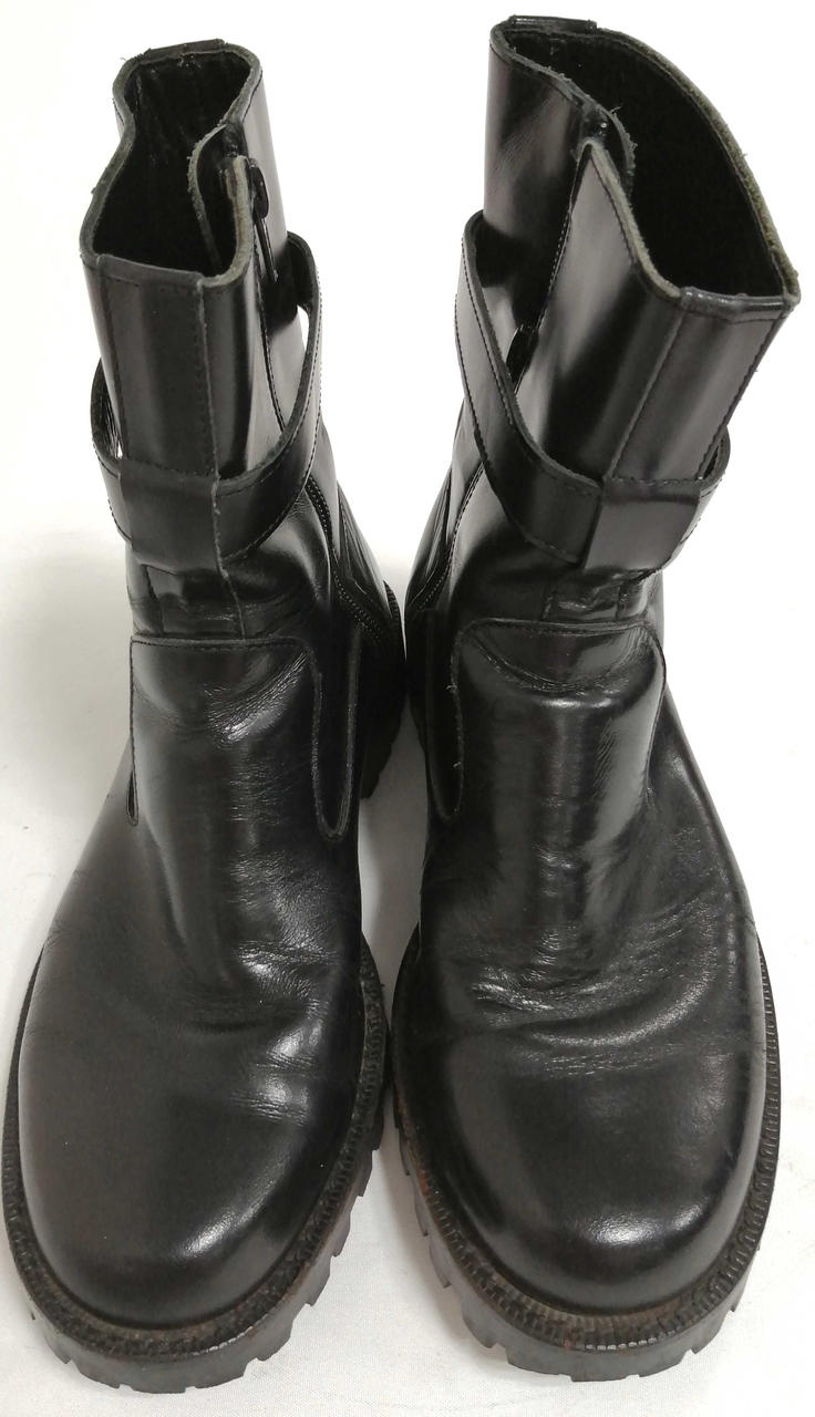 トリココムデギャルソン(TRICOT COMME DES GARCONS)|ベルトブーツ