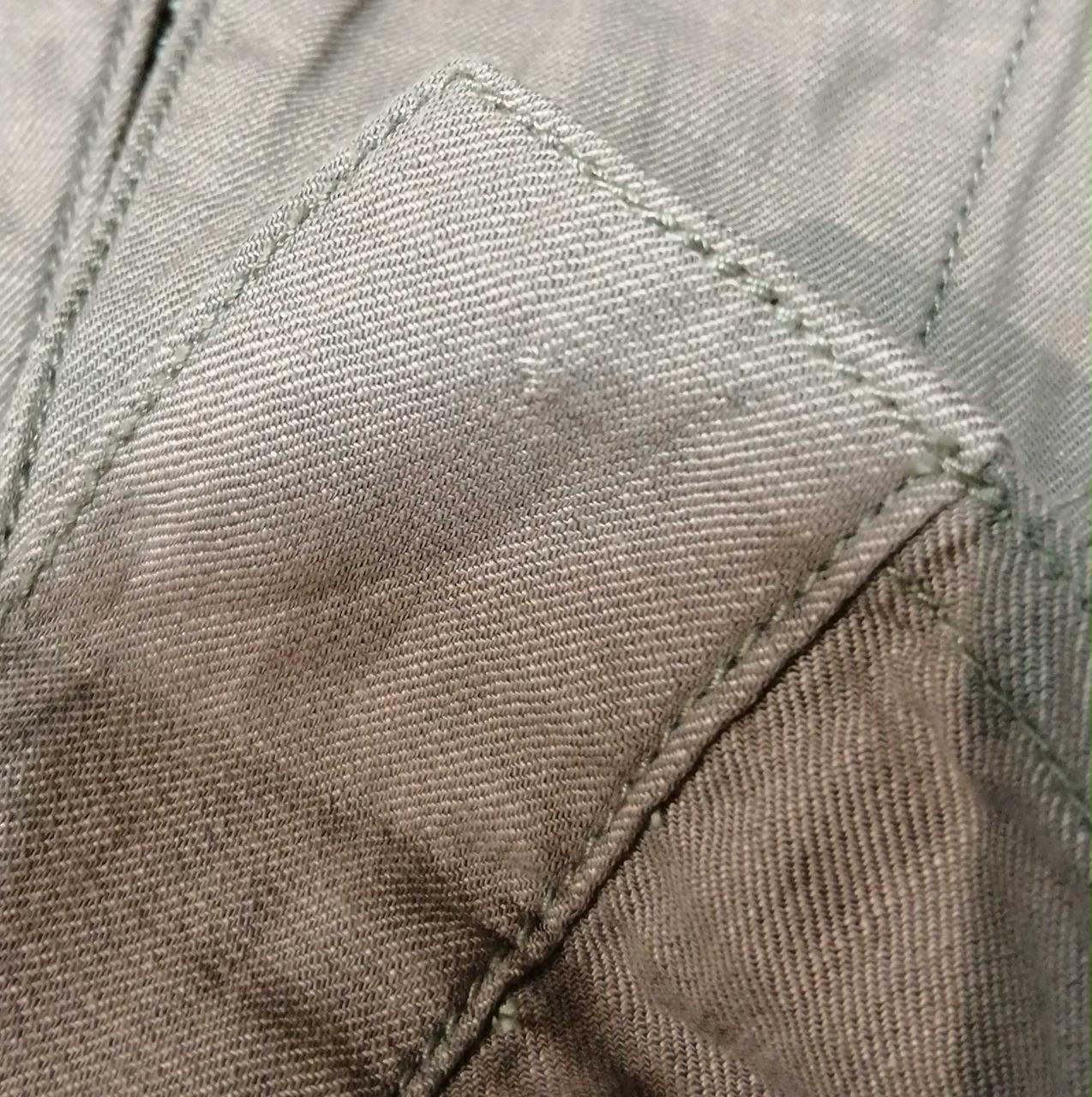 袖口ボタン欠損